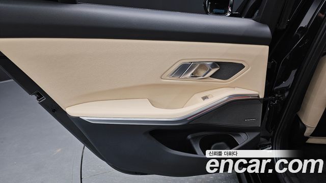BMW 3-Series 320i M Sport