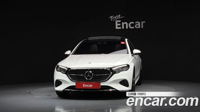 Mercedes-Benz E-Class E200 Avantgarde