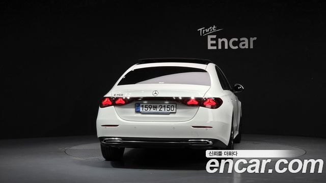 Mercedes-Benz E-Class E200 Avantgarde