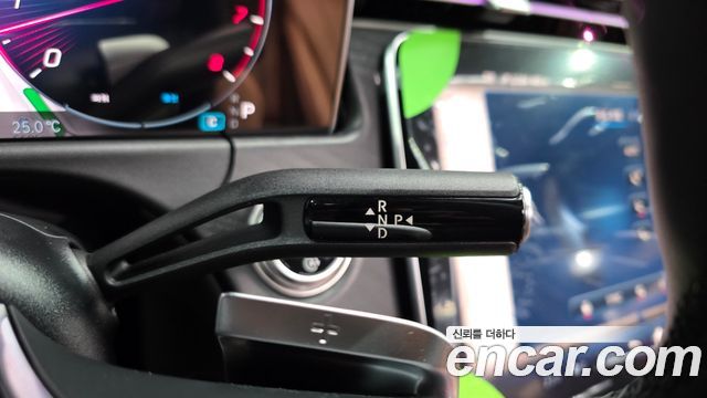 Mercedes-Benz E-Class E200 Avantgarde