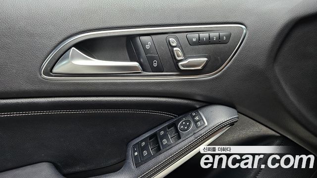 Mercedes-Benz A-Class A200