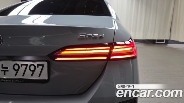 BMW 5-Series 523d M Sport