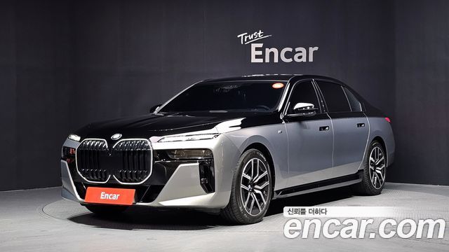BMW 7-Series 740i sDrive M Sport Individual