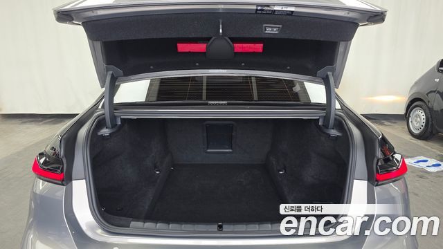 BMW 7-Series 740i sDrive M Sport Individual