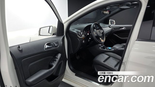 Mercedes-Benz B-Class B200 d