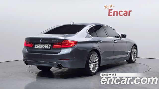 BMW 5-Series 520d Luxury Special Edition