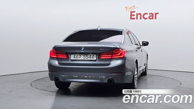 BMW 5-Series 520d Luxury Special Edition