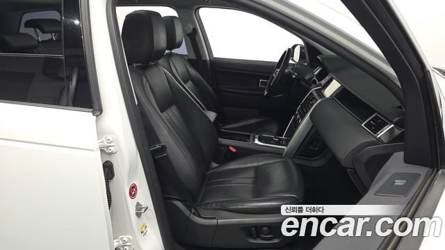 Land Rover Discovery Sport 2.0 TD4 SE (150PS)