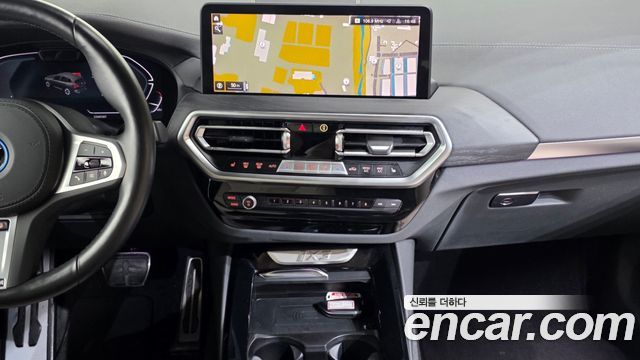 BMW iX3 M Sports