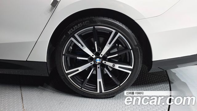 BMW 5-Series 530i xDrive M Sport