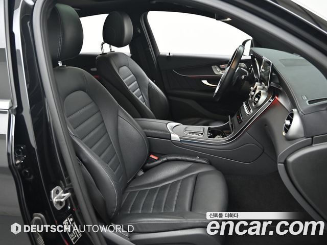 Mercedes-Benz GLC-Class GCL300 4MATIC Coupe
