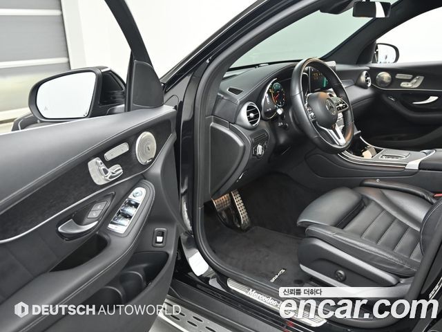 Mercedes-Benz GLC-Class GCL300 4MATIC Coupe