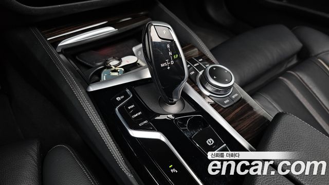 BMW 5-Series 520i M Sport