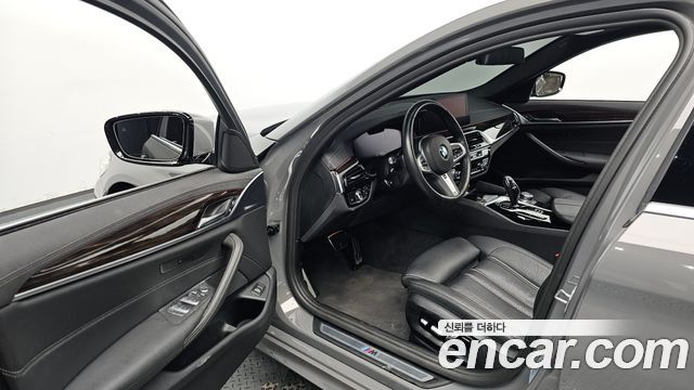 BMW 5-Series 520i M Sport