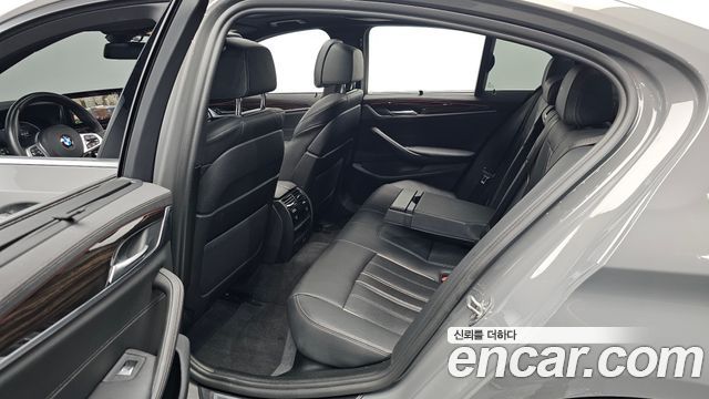 BMW 5-Series 520i M Sport