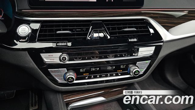 BMW 5-Series 520i M Sport