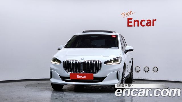 BMW 2-Series 220i Luxury