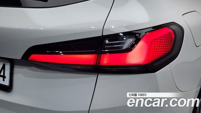 BMW 2-Series 220i Luxury