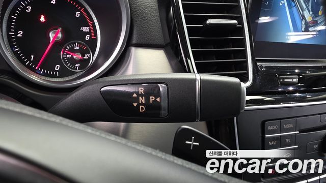 Mercedes-Benz GLE-Class GLE350 d 4MATIC