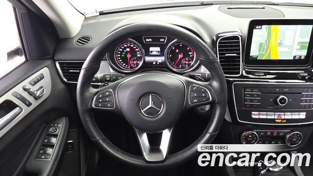 Mercedes-Benz GLE-Class GLE350 d 4MATIC