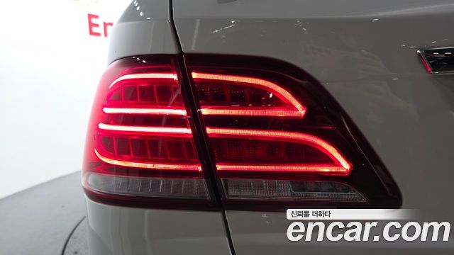 Mercedes-Benz GLE-Class GLE350 d 4MATIC