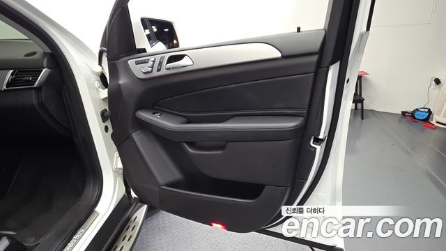 Mercedes-Benz GLE-Class GLE350 d 4MATIC