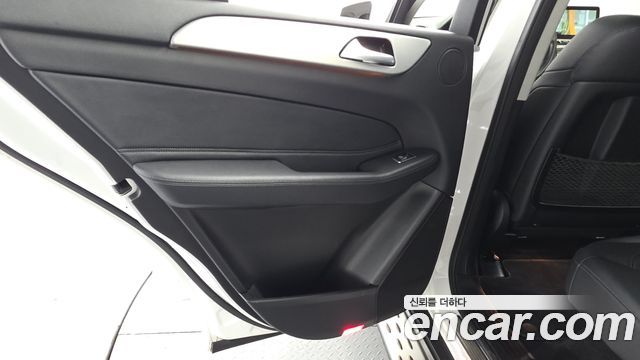 Mercedes-Benz GLE-Class GLE350 d 4MATIC