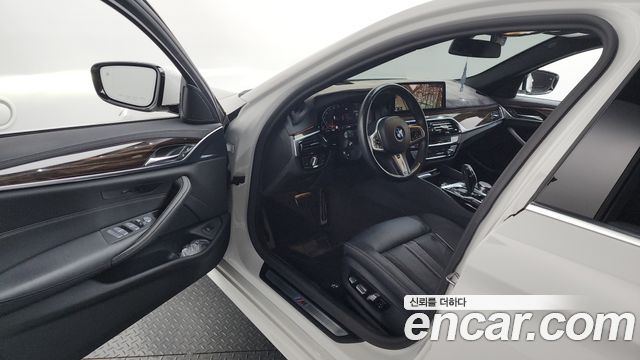 BMW 5-Series 520i M Sport