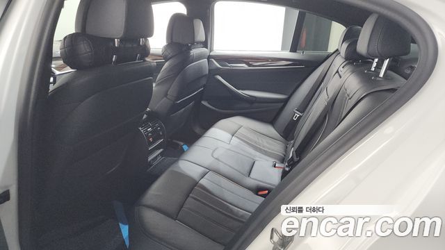 BMW 5-Series 520i M Sport