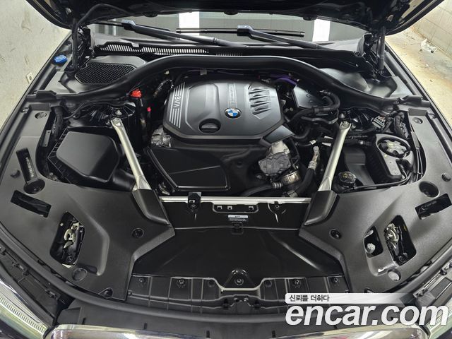 BMW 5-Series 523d xDrive M Sport