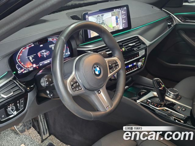 BMW 5-Series 523d xDrive M Sport